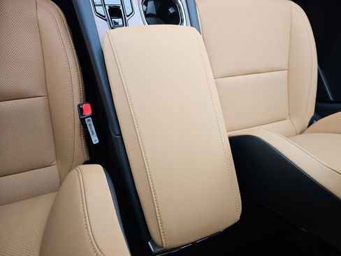 Used 2026 Lexus RX 350h w/ Convenience Package image 28