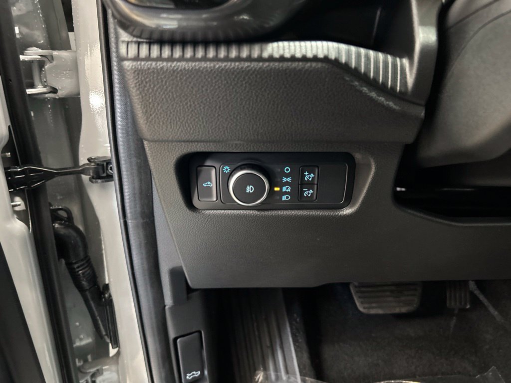 New 2026 Ford Ranger Lariat w/ Black Appearance Package AWD/4WD image 13