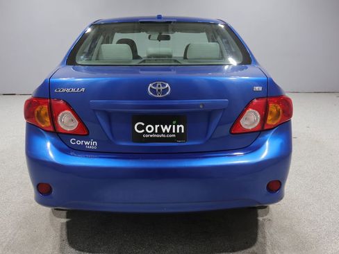 Used 2009 Toyota Corolla LE FWD image 3
