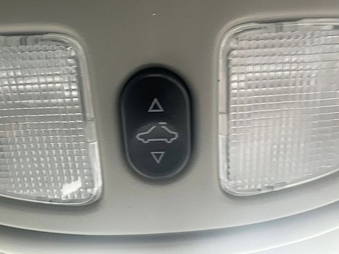 Used 2011 Chevrolet Malibu LT w/ Power Convenience Package image 11