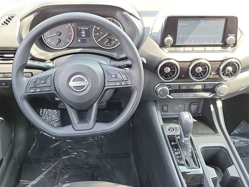 New 2025 Nissan Sentra S image 5