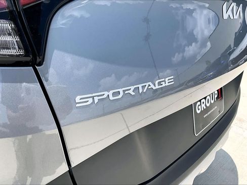 Certified 2024 Kia Sportage EX FWD image 29