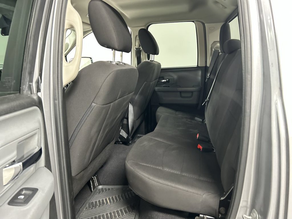 Used 2020 RAM 1500 Warlock AWD/4WD image 19