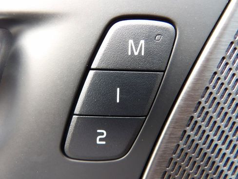 New 2026 Volvo XC60 B5 Ultra w/ Protection Package Premier image 10