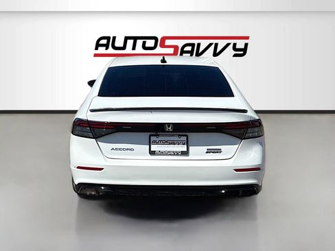 Used 2024 Honda Accord Sport image 6