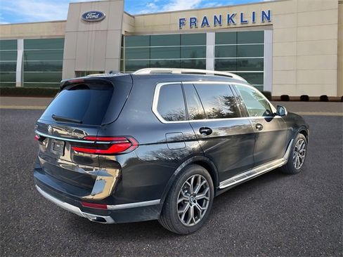 Used 2023 BMW X7 xDrive40i w/ Executive Package image 7