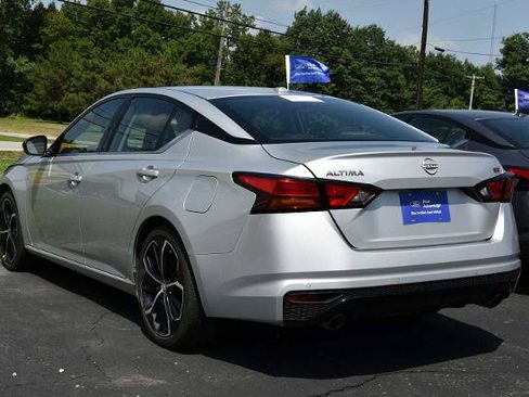 Used 2024 Nissan Altima 2.5 SR FWD image 5