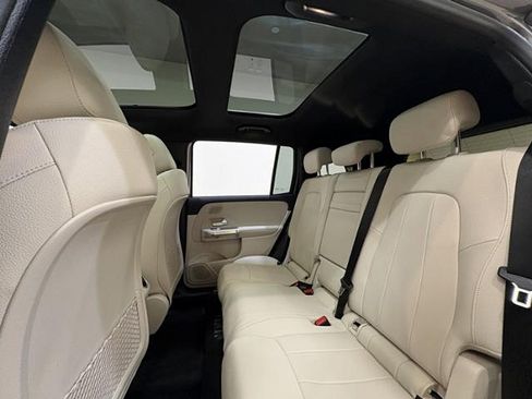 New 2026 Mercedes-Benz GLB 250 image 23