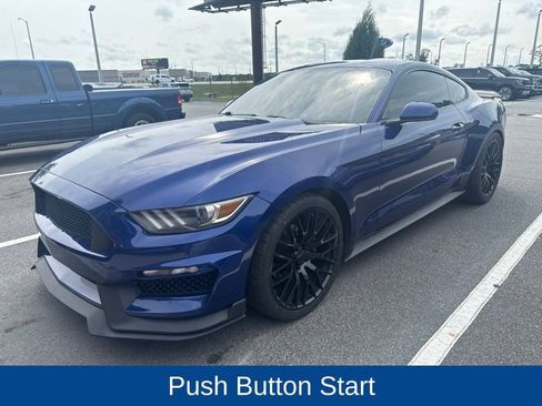 Used 2016 Ford Mustang Coupe RWD image 3