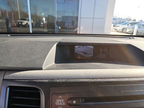 Used 2013 Toyota Sienna XLE image 8