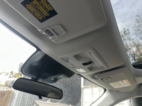 New 2025 Ford Maverick Lariat w/ 4K Tow Package image 31