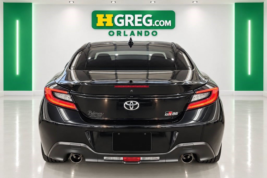 Used 2023 Toyota GR86 w/ ALL Weather Mat Package (TMS) RWD image 8