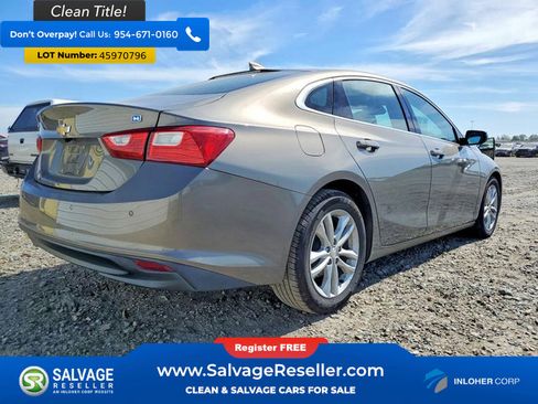 Used 2018 Chevrolet Malibu Hybrid w/ Leather Package FWD image 4