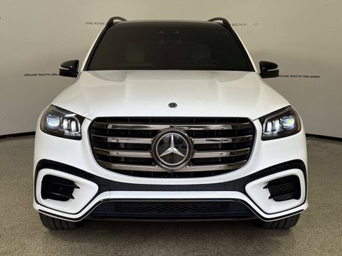 Used 2024 Mercedes-Benz GLS 450 4MATIC image 8