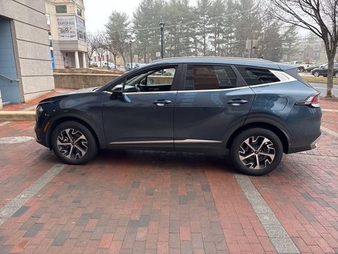 Certified 2023 Kia Sportage EX image 6