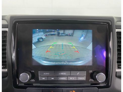 Used 2022 Nissan Frontier SV image 23