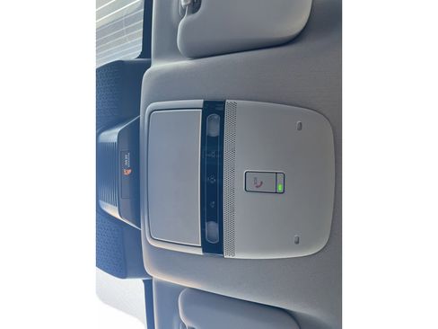 Used 2024 Nissan Ariya FWD image 45