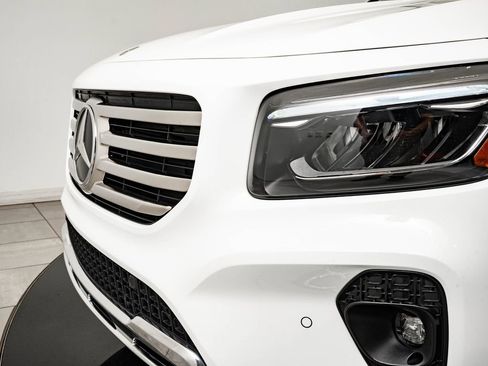 Certified 2024 Mercedes-Benz GLB 250 4MATIC image 3