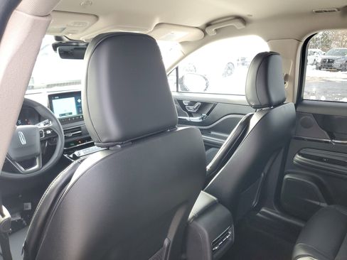 New 2026 Lincoln Corsair Premiere image 25