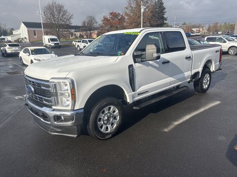 Used 2024 Ford F250 XLT image 8