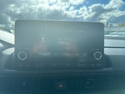 Used 2024 Honda CR-V EX image 19