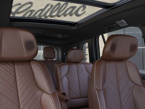 New 2026 Cadillac Vistiq Platinum w/ LPO, Floor Liner Package image 24