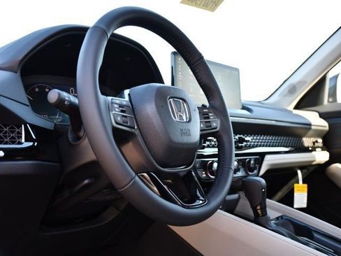 New 2025 Honda Accord EX-L image 12