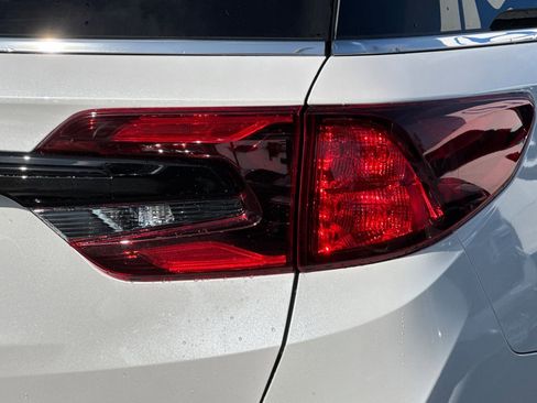 New 2026 Honda Odyssey EX-L image 11