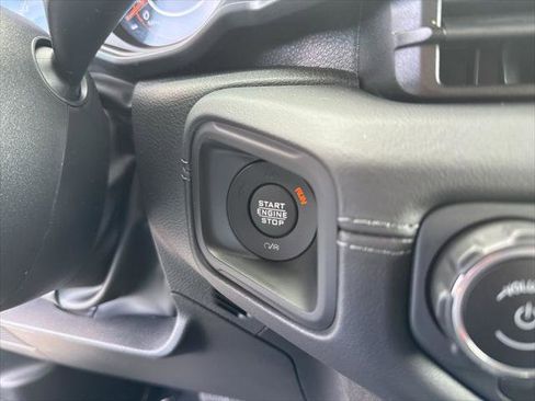 Certified 2025 Jeep Wrangler Sahara image 16