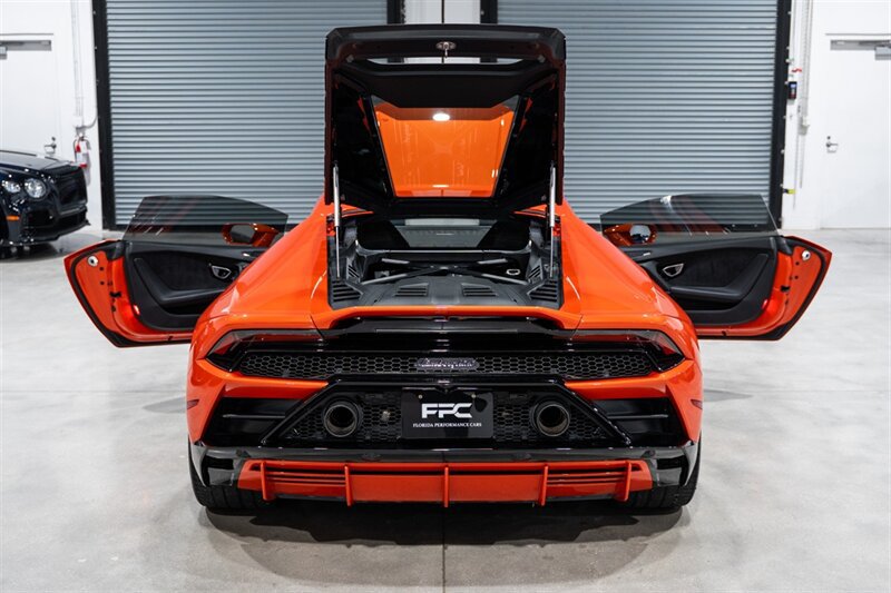 Used 2020 Lamborghini Huracan EVO AWD/4WD image 39