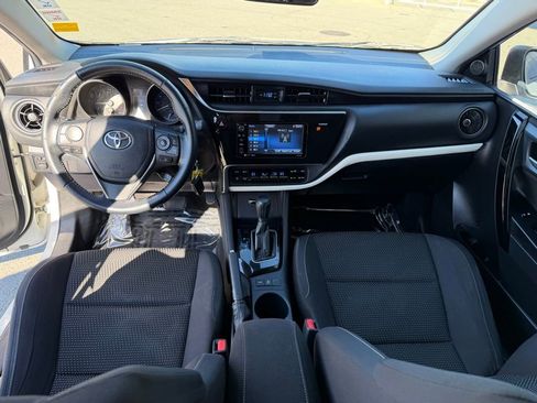 Used 2017 Toyota Corolla iM image 14