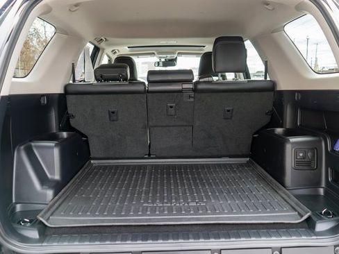 Used 2023 Toyota 4Runner SR5 Premium image 10