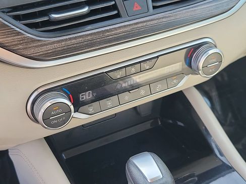 Certified 2022 Nissan Altima 2.5 SL FWD image 26