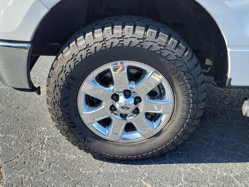 Used 2014 Ford F150 XLT w/ Equipment Group 302A Luxury image 4