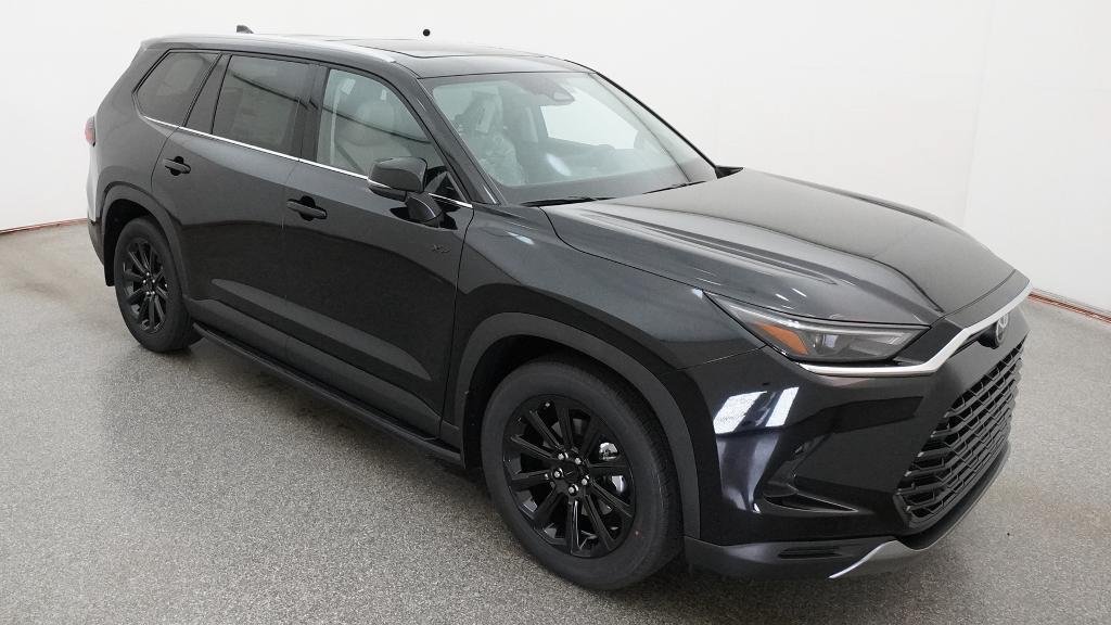 New 2026 Toyota Grand Highlander FWD image 10