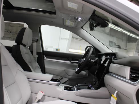 New 2026 GMC Terrain Denali w/ LPO, Black Badging Package image 22