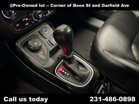 Used 2019 Jeep Compass Limited w/ Safety & Security Group AWD/4WD image 26