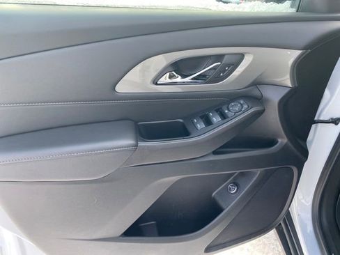 Certified 2023 Chevrolet Traverse LT w/ LPO, Floor Liner Package image 16