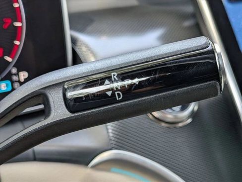 Certified 2026 Mercedes-Benz GLC 300 image 11