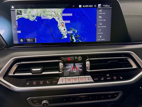 Used 2022 BMW X6 xDrive40i w/ Premium Package image 18