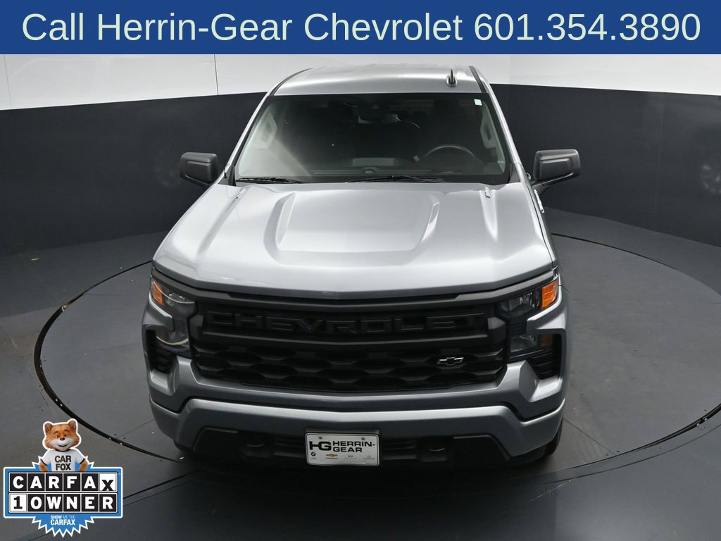 Used 2025 Chevrolet Silverado 1500 Custom w/ LPO, Dark Essentials Package RWD image 18