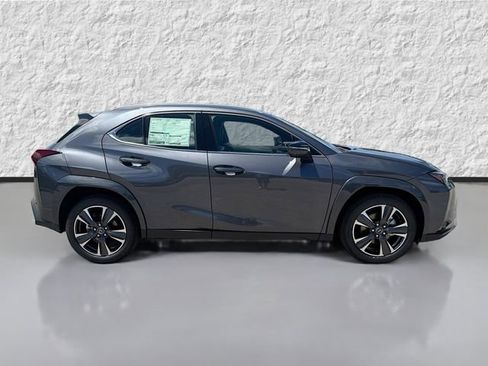 New 2026 Lexus UX 300h FWD image 2