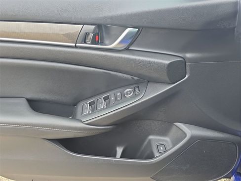 Used 2022 Honda Accord Sport image 23