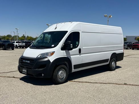 New 2026 RAM ProMaster 3500 FWD image 2