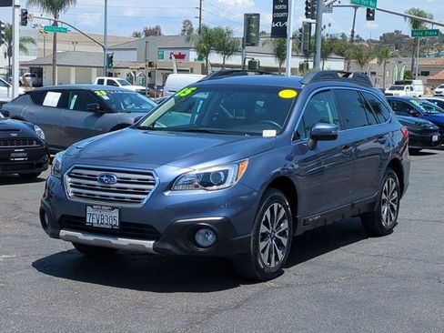 Used 2015 Subaru Outback 2.5i Limited AWD/4WD image 7