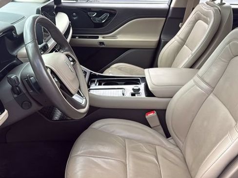 Used 2023 Lincoln Aviator Reserve w/ Elements Package Plus AWD/4WD image 27