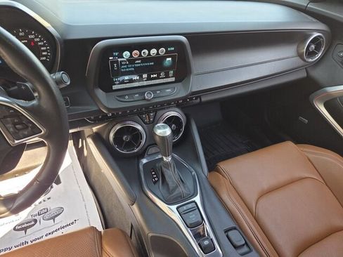 Used 2017 Chevrolet Camaro SS RWD image 10