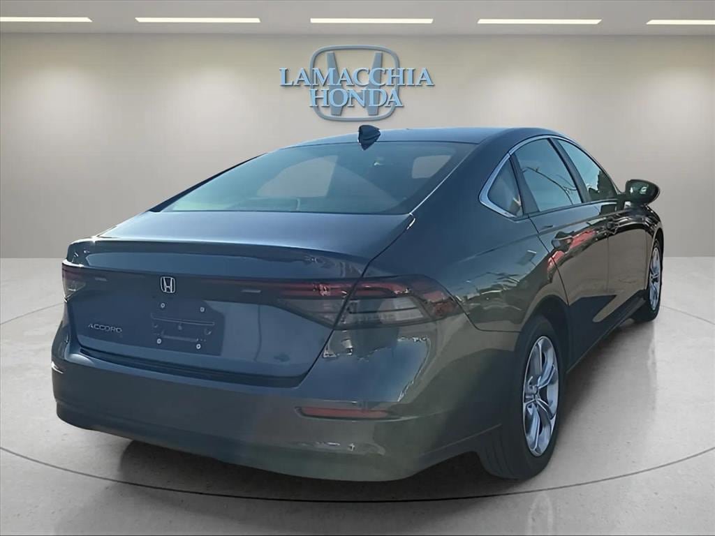 Used 2025 Honda Accord LX image 5