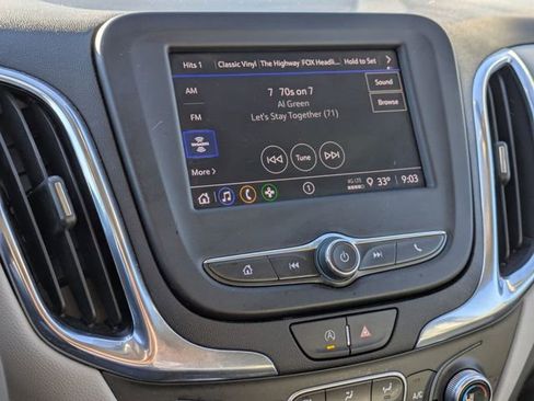 Certified 2022 Chevrolet Equinox LT w/ Driver Convenience Package image 18