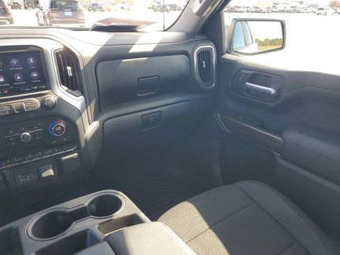 Used 2020 Chevrolet Silverado 1500 LT w/ All-Star Edition image 11